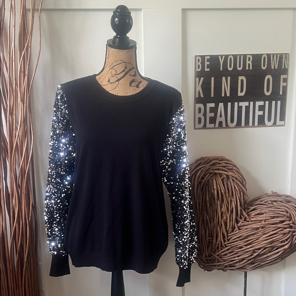 Elegant Black Sequin Sleeve Women's Sweater
